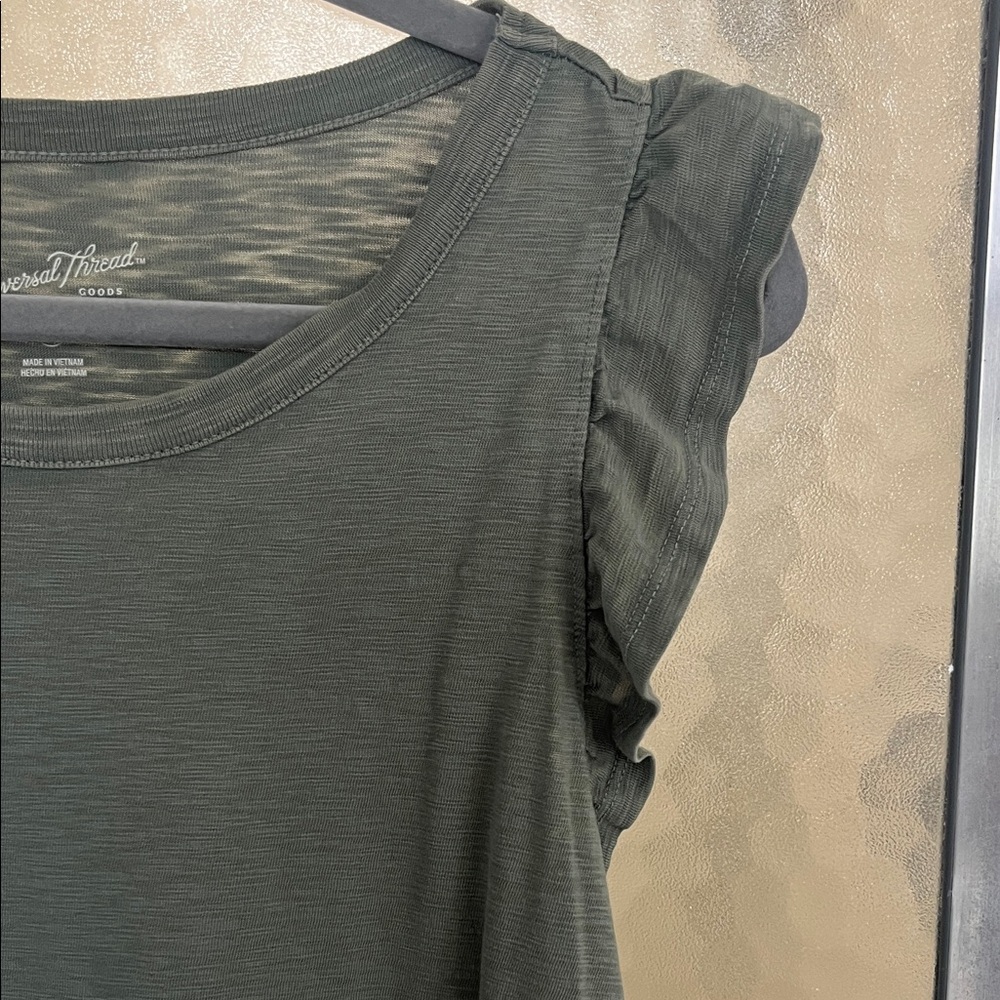 Universal Thread Gray Patterned Top - Picture 3 of 5